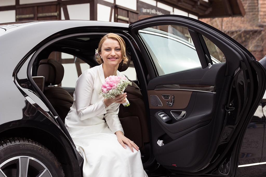 Hochzeit Irina und Andreas Brautauto Wedding - Diana Jill Fotografie Fotograf Paderborn Salzkotten_cleaned